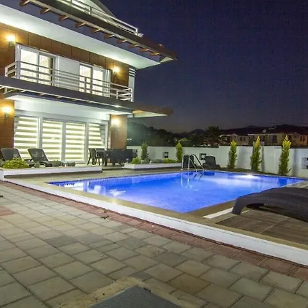 Villa Town *